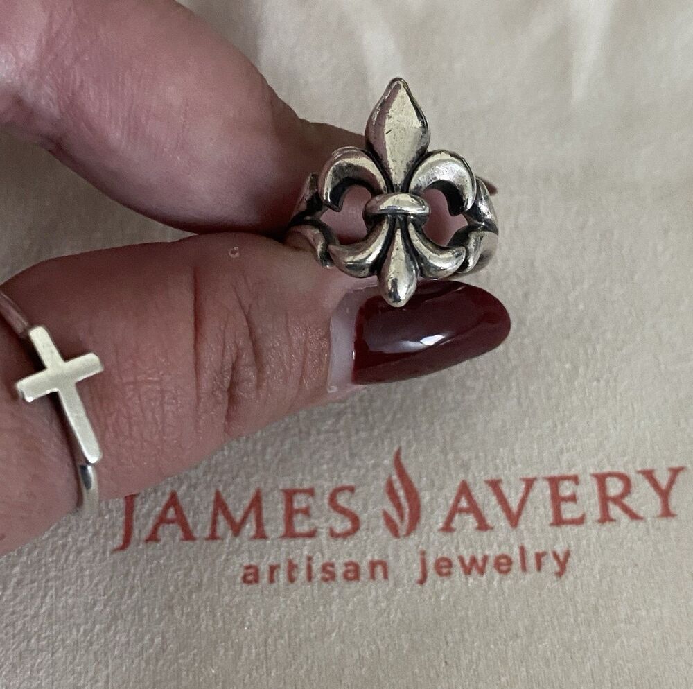 James Avery Retired Fleur-de-Lis Ring Size 6.5